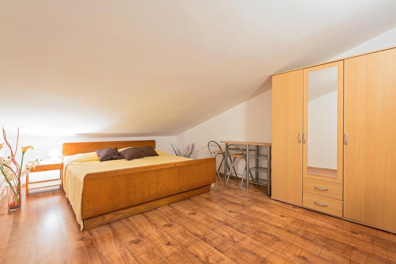 Apartmani Gilda Врсар Екстер'єр фото
